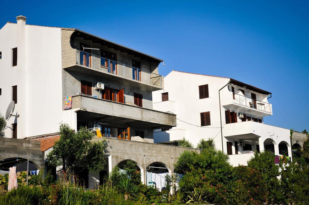 Apartments Adrialuka Dubrava  Exteriér fotografie
